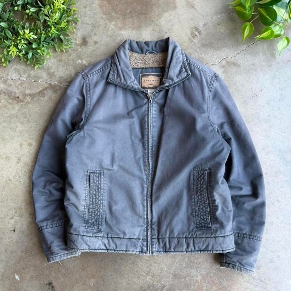 Vintage Y2K adirondack Arizona grey Sherpa lined Abercrombie & fitch type jacket